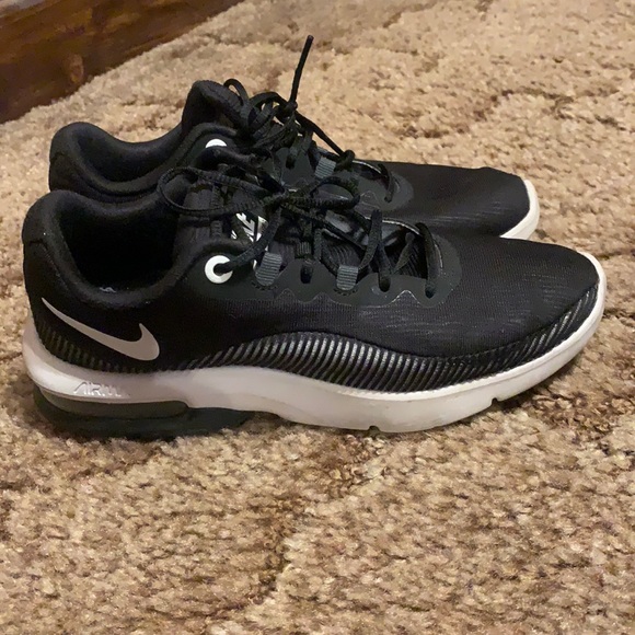 womens nike air max advantage 2